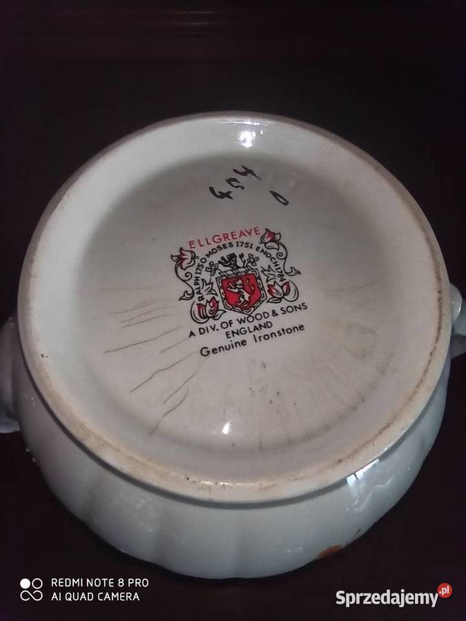 Dzbanek herbaty ELLGREAVE
A XIV OF WOOD SONS Gdańsk