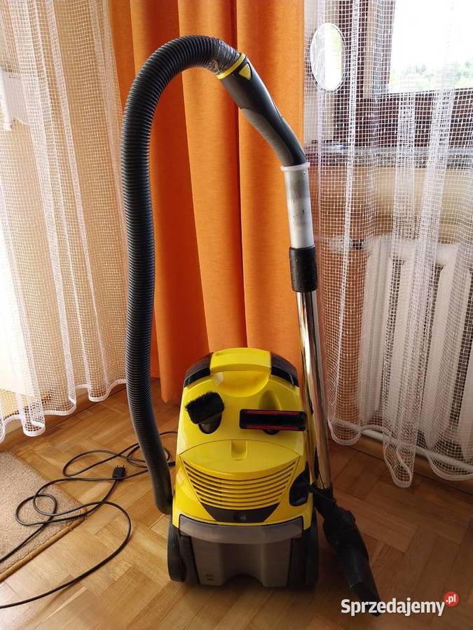 Karcher Odkurzacz z filtrem wodnym DS 5500 Odkurzacze przemysłowe sprzedam