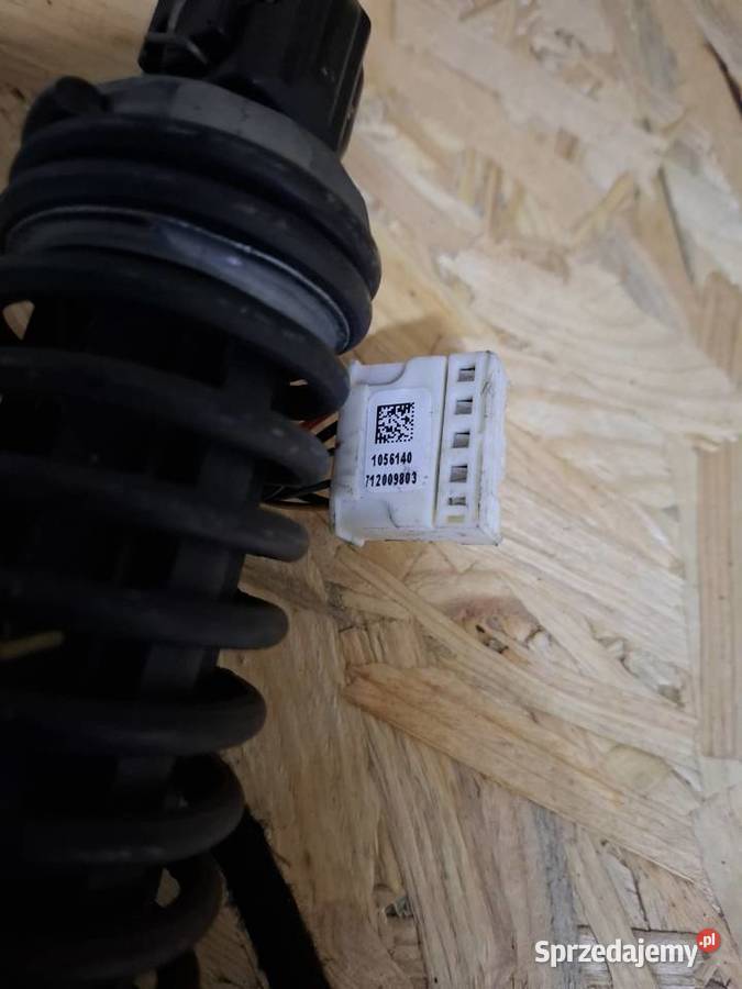 BMW F01 SILOWNIK KLAPY 712009803