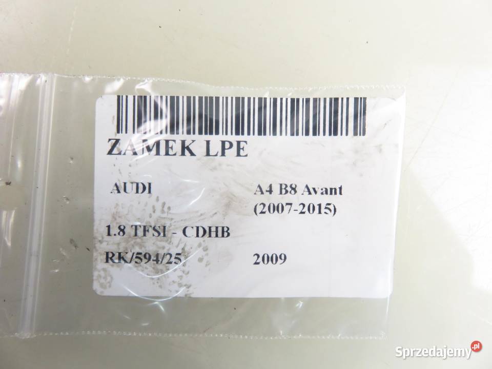 ZAMEK LEWY PRZEDNI AUDI A4 B8 8J1837015A osobowe Motoryzacja
