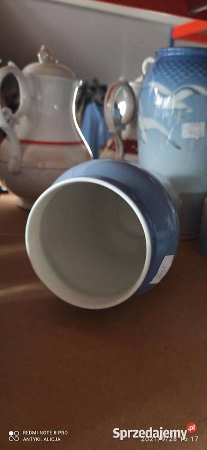 Wazon z szukającymi krewnych na morzu
Royal pomorskie Gdańsk sprzedam