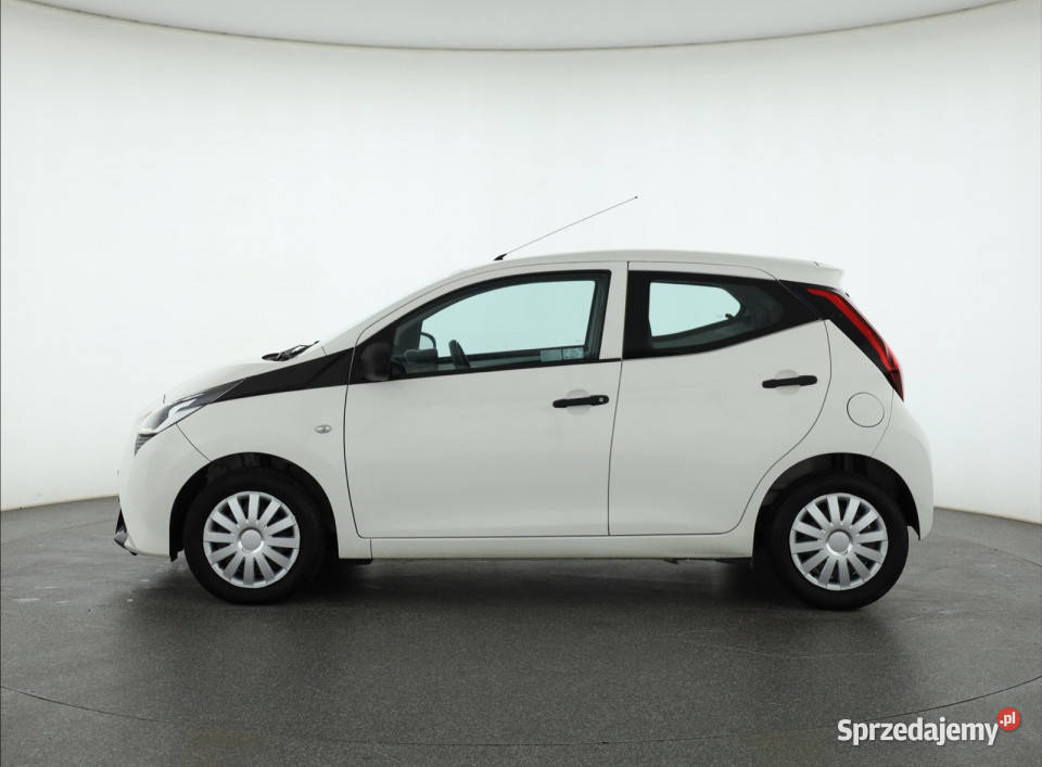 Toyota Aygo 10 VVTi 82668km Piaseczno