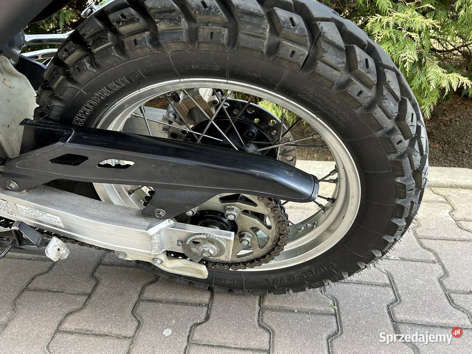 Honda Africa Twin 750 piękne malowanie super podkarpackie Zarzecze
