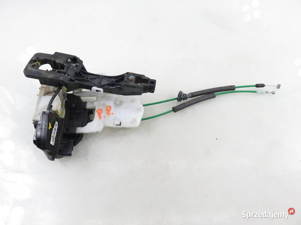 ZAMEK PRAWY PRZEDNI HYUNDAI i30 I FD 813202L030