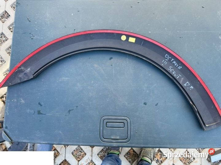 skoda octavia 5e0 scout listwa prawy przód Kozubszczyzna