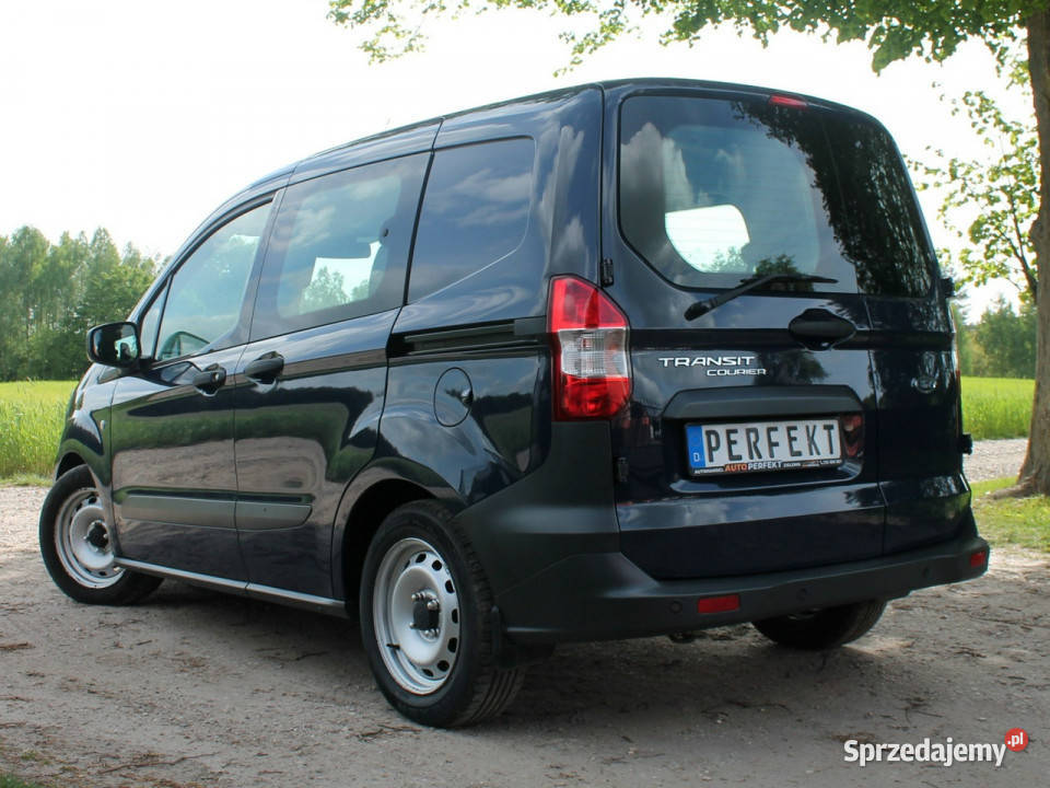 Ford Transit Courier 15 D 95 5 Osobowy KLIMA komputer pokładowy