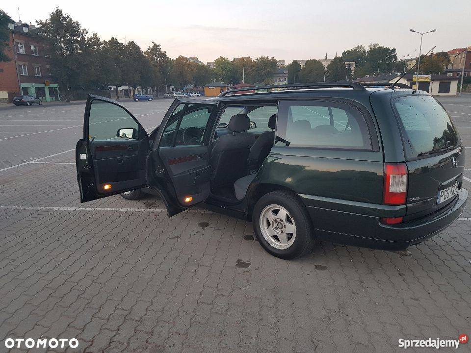 Sprzedam Opel Omega B fl C Kombi 20 DTI 16V 101 radio Omega Pabianice