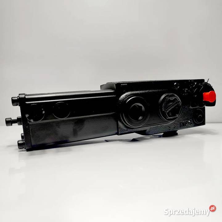 Rozdzielacz hydrauliczny na 2 ciśnienia HYVA Lublin