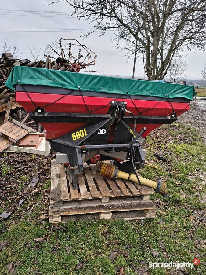 Rozsiewacz nawozów 5001000l Krzyżanowice Średnie