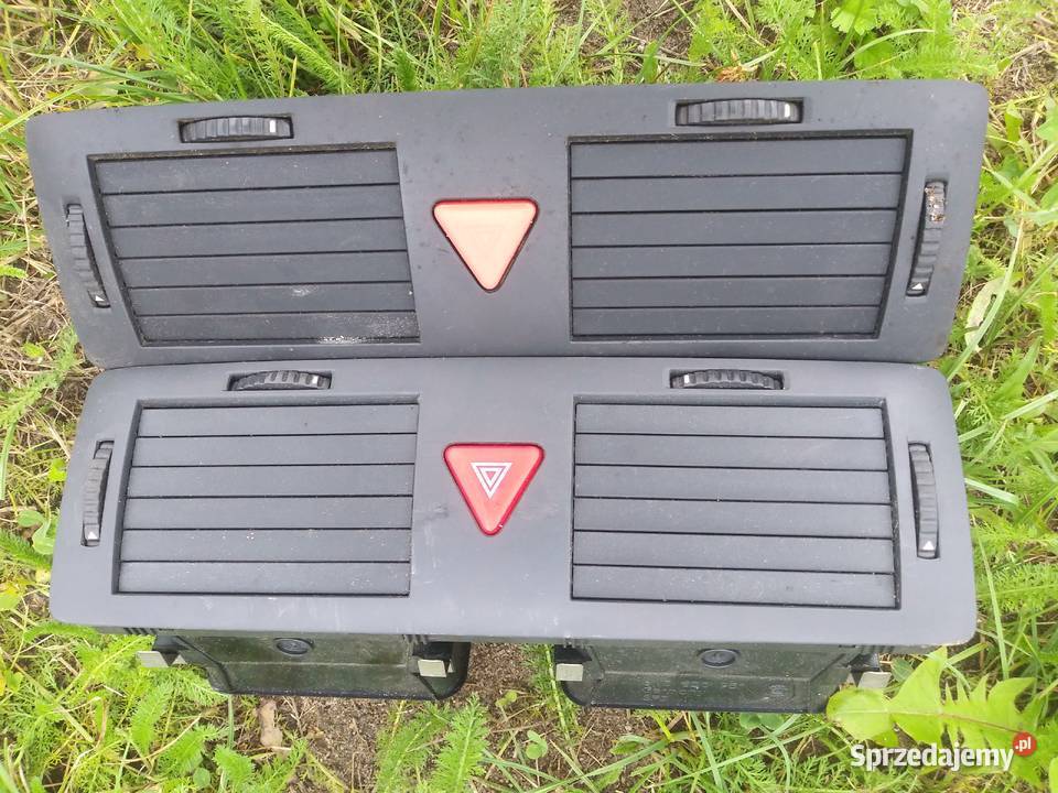 6Y0820951 kratka nawiewu Skoda FABIA I osobowe Panele sterowania, przełączniki zachodniopomorskie Dębno