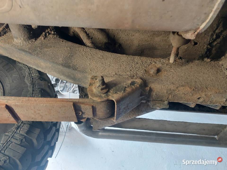 DAIHATSU FEROZA kabrio 16 z gazem i hakiem Samochody osobowe Piła