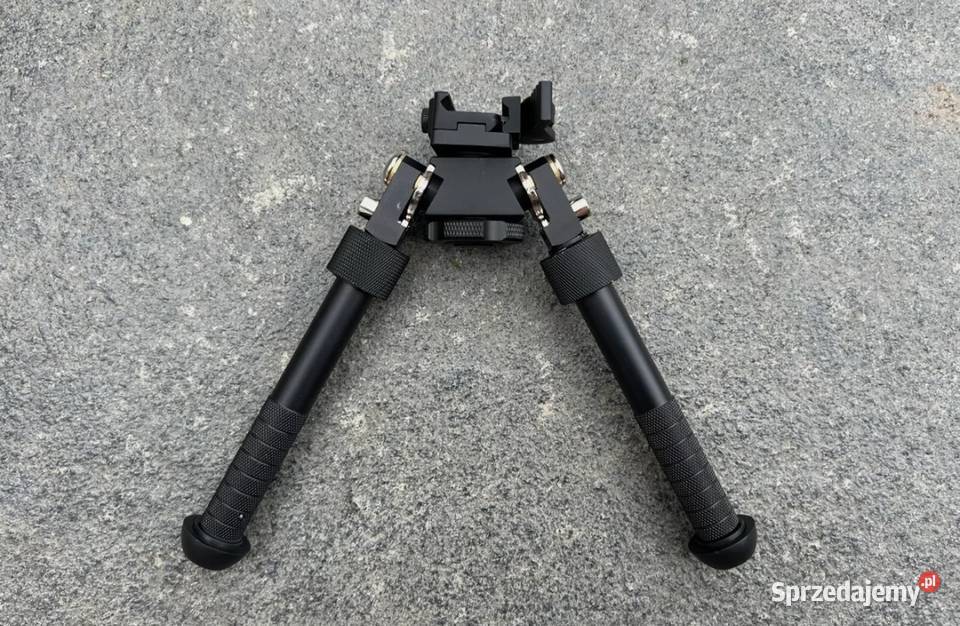 Bipod Dwójnóg nowy regulowan Sporty strzeleckie i myślistwo Puszczykowo sprzedam