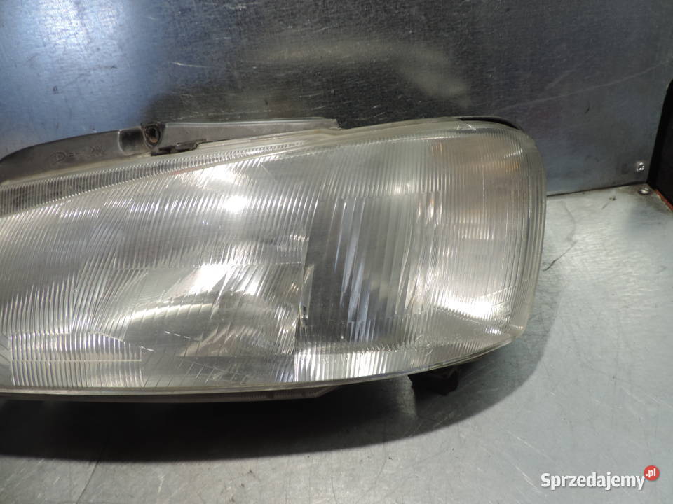 LAMPA REFLEKTOR LEWY PRZÓD PEUGEOT 106 LIFT