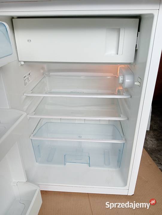 Lodówka Beko mała z zamrażarnikiem 100 sprawna