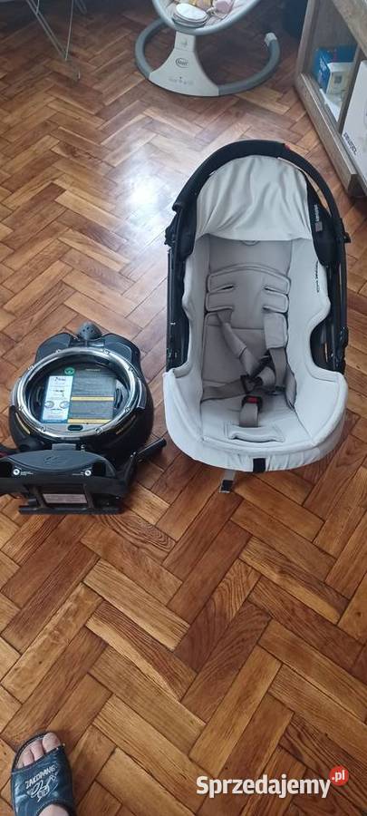 Fotelik obrotowy dziecka do samochodu ORBIT BABY 0 - 13 kg Łódź
