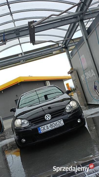 Sprzedam golfa 5 Sierakowice