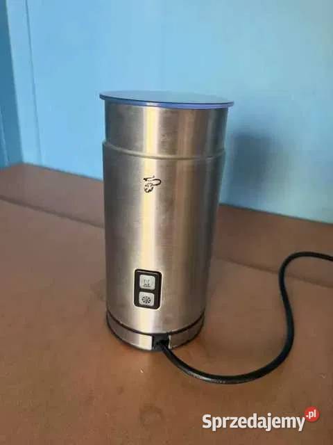 Automatyczny spieniacz do mleka Tchibo 394101