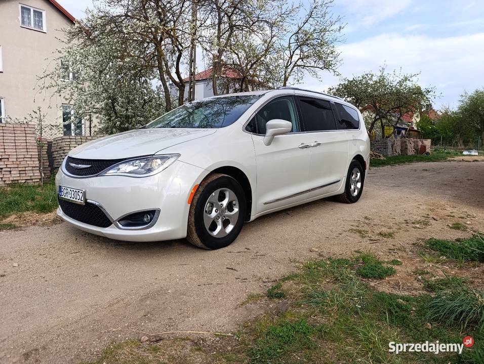 Chrysler Pacifica Touring L Plus 072017 Pierwszy automatyczna podlaskie Grajewo