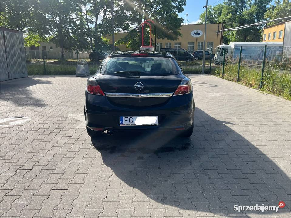 Opel Astra GTC 20 TURBO 1998cm3 Gorzów Wielkopolski
