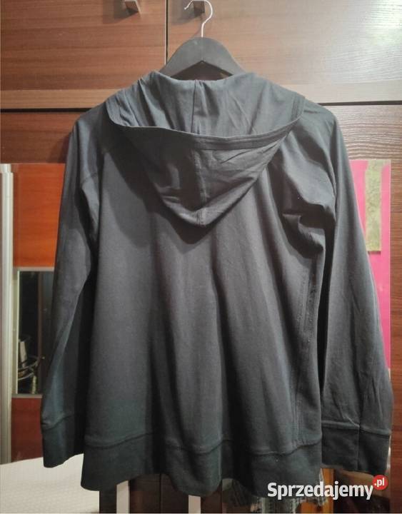 Bluza czarna z kapturem Bez wzoru mazowieckie