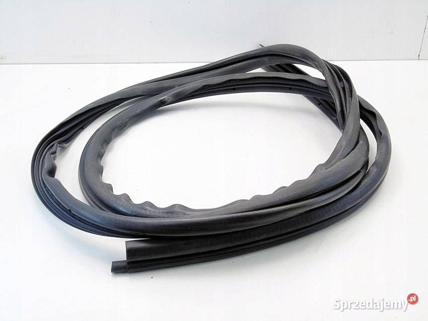 Uszczelka wnęki drzwi prawy przód Nissan Almera Pozostałe