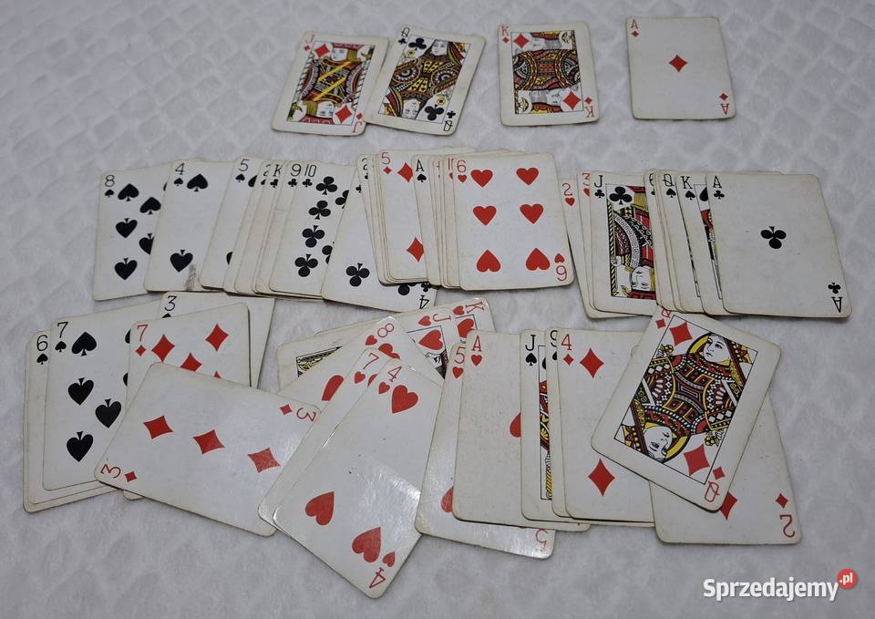 Karty do gry czerwone bez jokerów 52 Kolekcje Czeladź sprzedam