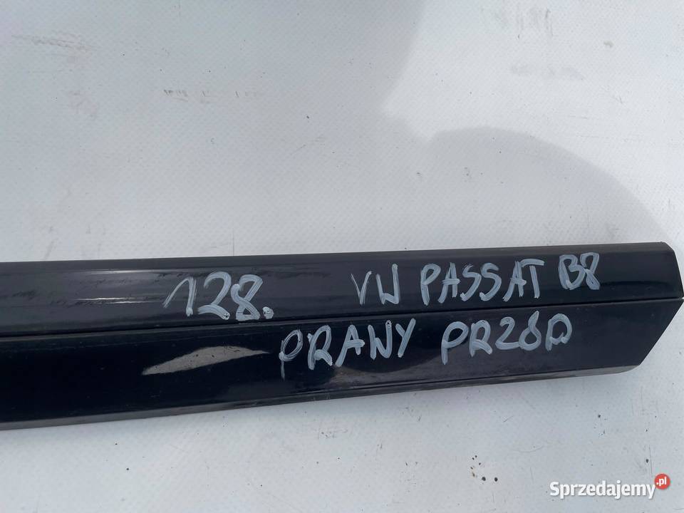LISTWA PROGOWA PRAWA PRZÓD VW PASSAT B8 osobowe