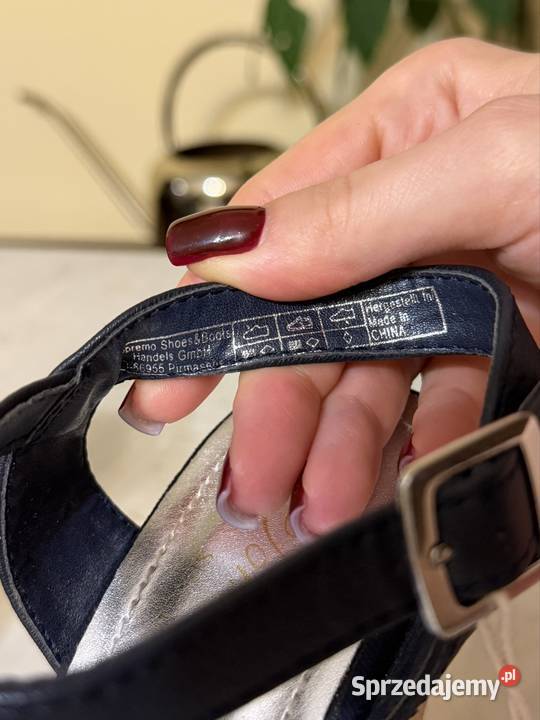 Nowe skórzane sandały na koturnie Tom Tailor Wrocław