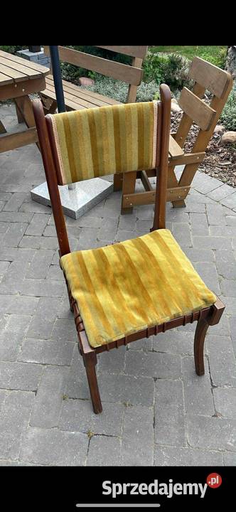 8 krzeseł z drewna orzechowego Kalisz
