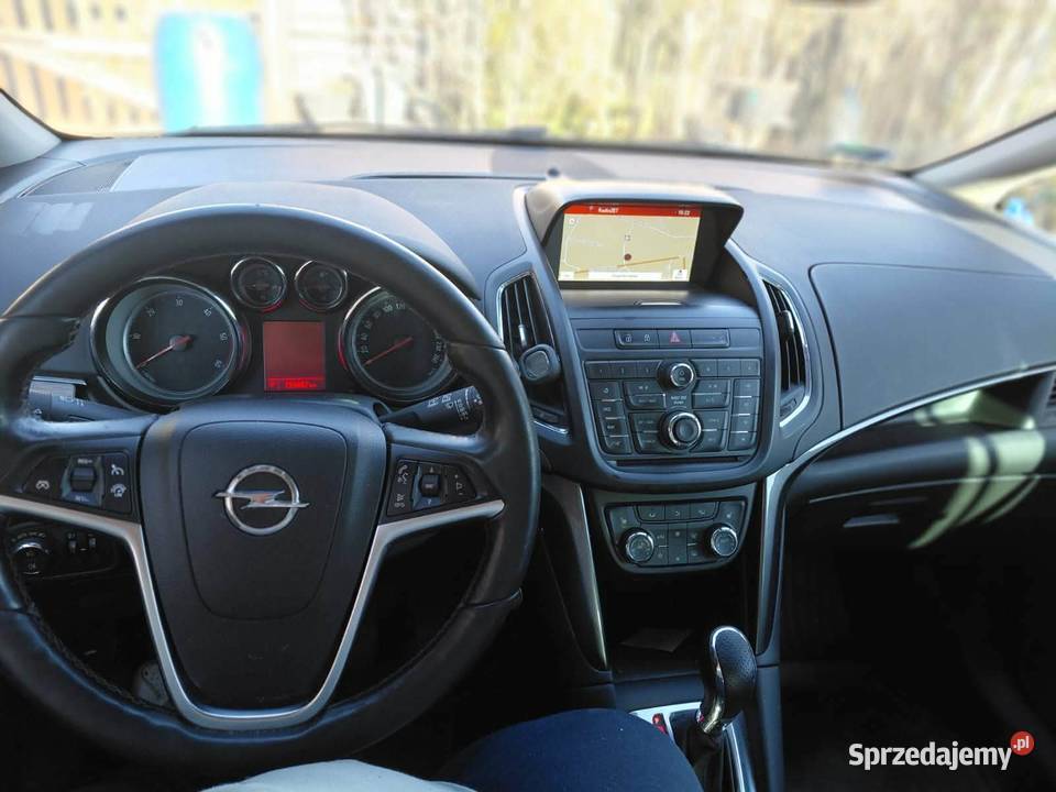 OPEL Zafira Tourer Cosmo Zarejestrowany w Polsce sprzedam