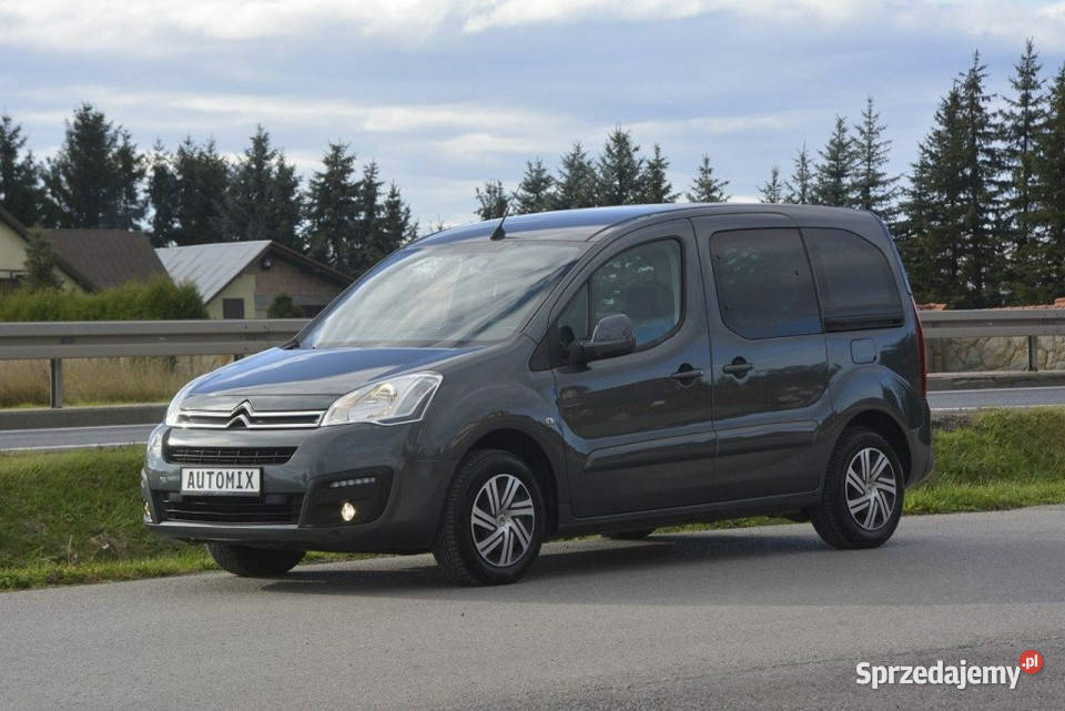 Citroen Berlingo 16HDI doinwestowany Car Play Rok produkcji 2016 podkarpackie