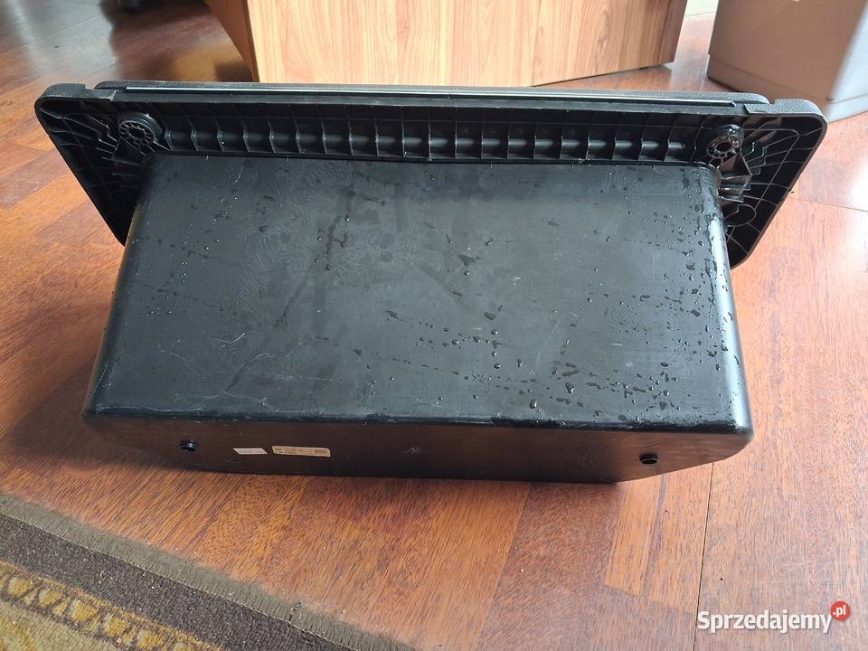 Schowek w podłogę dodge ram V generacja 2019 osobowe Sierakowice