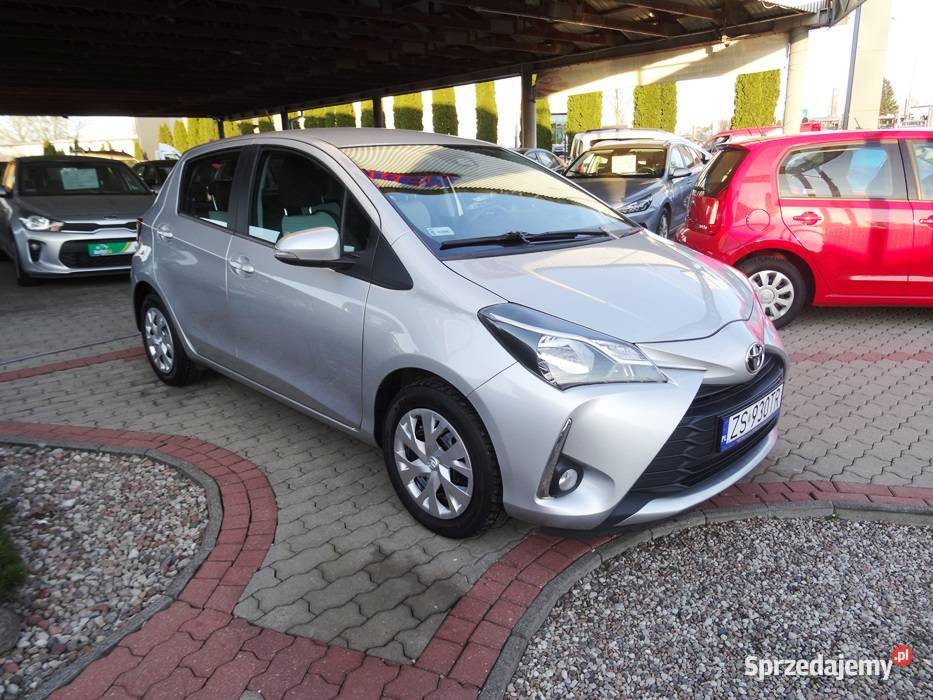 TOYOTA YARIS kupiony w polskim salonie Goleniów sprzedam