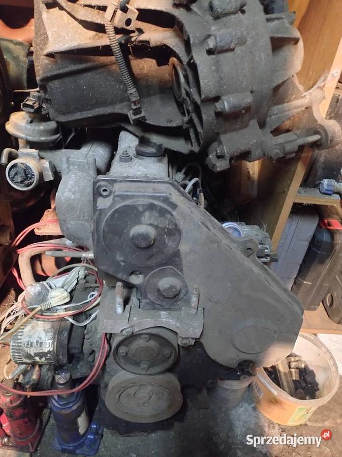 Silnik plus skrzynia Ford Focus 18 TDI Focus Retków