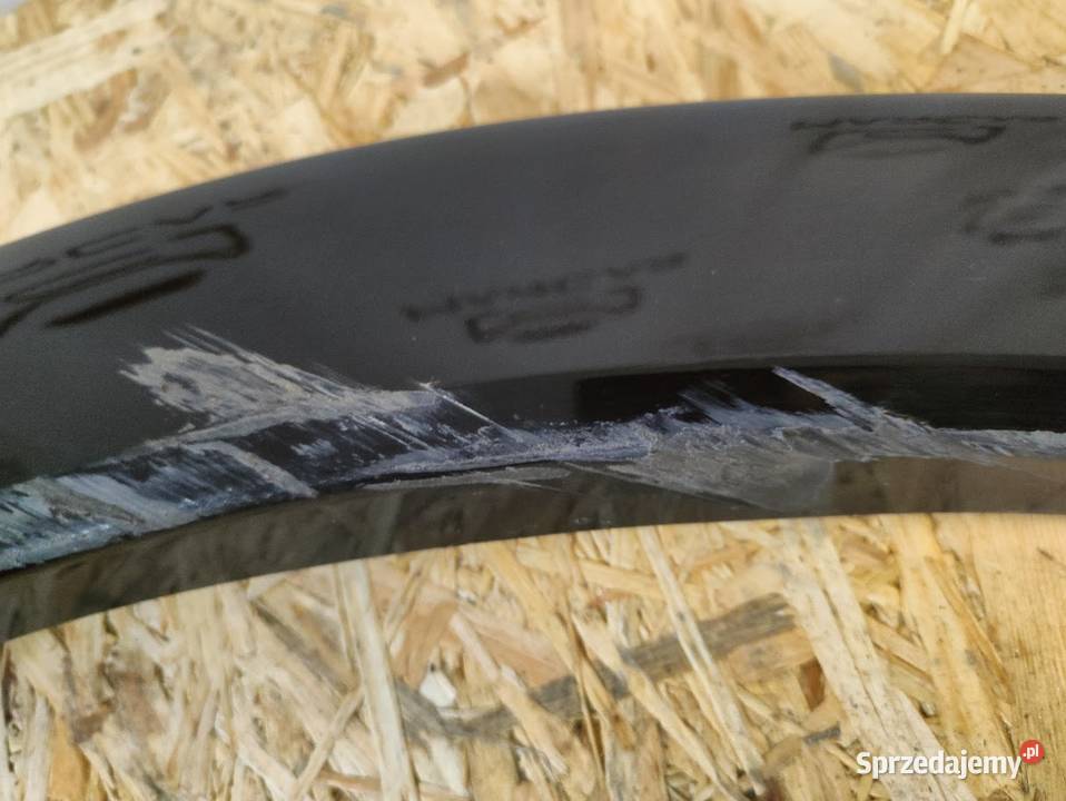 Listwa na Błotnik Prawy Przód Porsche Cayenne II Pleszew sprzedam