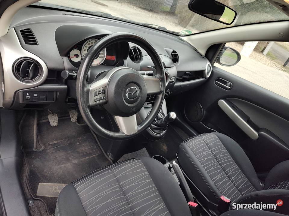 MAZDA 2 14 BENZYNA czujnik zmierzchu Samochody osobowe wielkopolskie sprzedam
