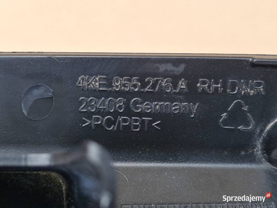 ZAŚLEPKA ZDERZAKA SPRYSKIWACZA PRAWA 4KE955276A Bieleń sprzedam