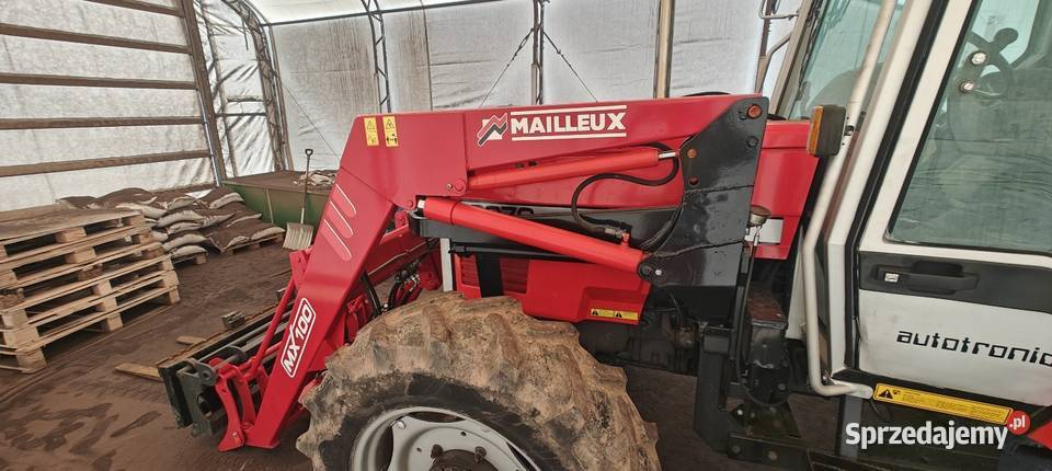 Tur ładowacz czołowy Mailleux MX 3 sekcje Massey Ładowacze czołowe Kasina Wielka