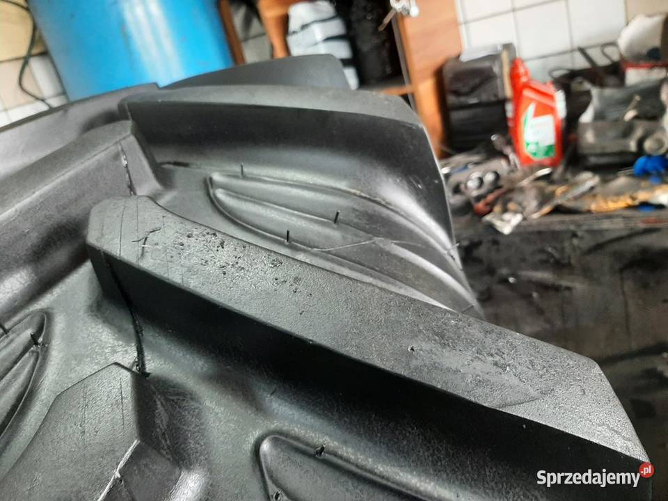 Opona używana rolnicza 16930 169R30 TAURUS POINT podlaskie Zaścianki