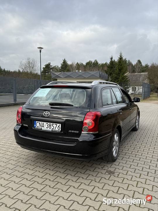 Toyota Avensis T25 4/5