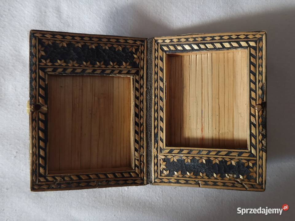 Mała papierośnica rękodzieło więzienne lata 60te Warszawa