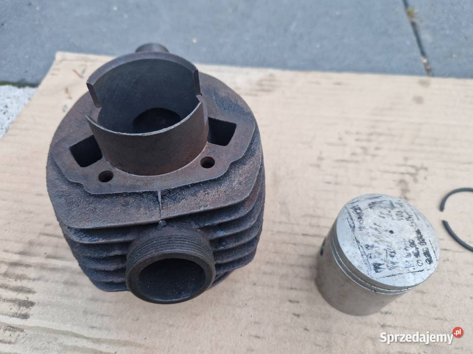 Cylinder szlifie nowy tłok pierścienie Szydłowiec