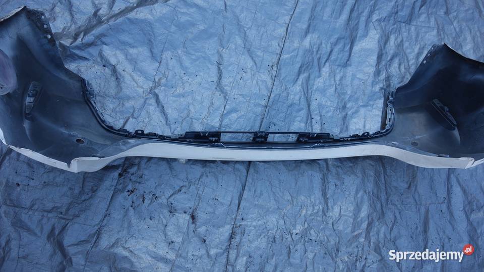 TOYOTA AURIS II HB ZDERZAK TYŁ TYLNY sprzedam