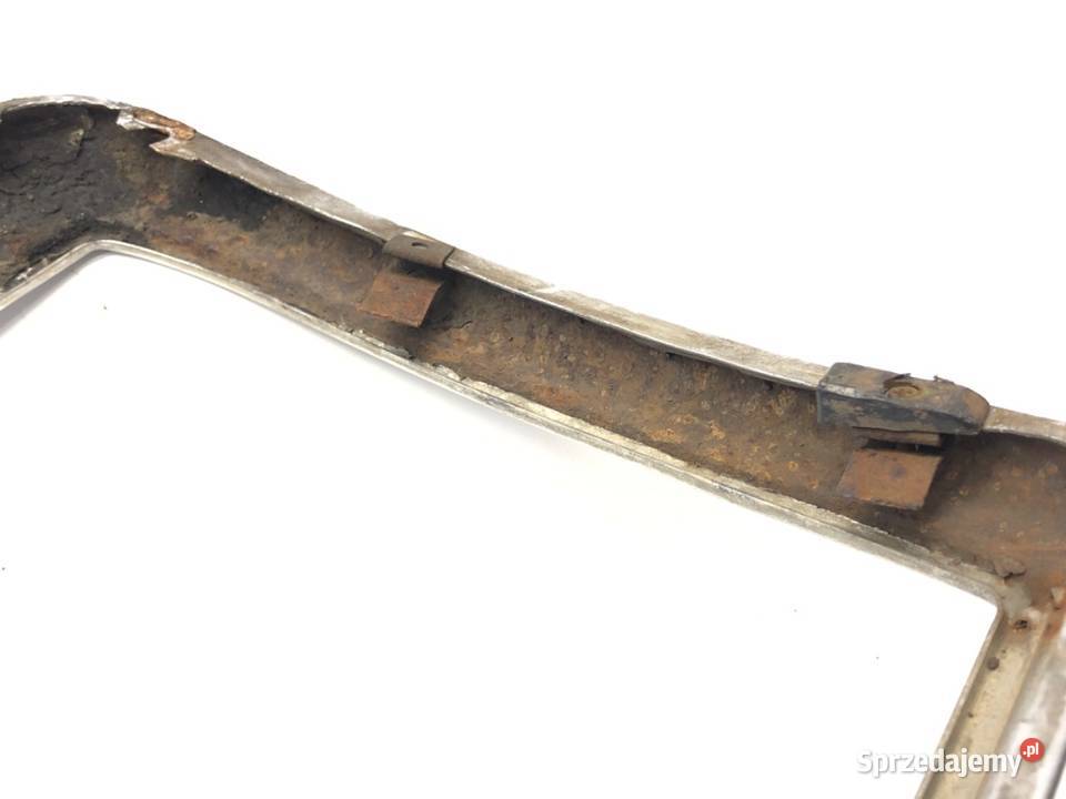 ATRAPA GRILL MERCEDES W123 7685 KRATA