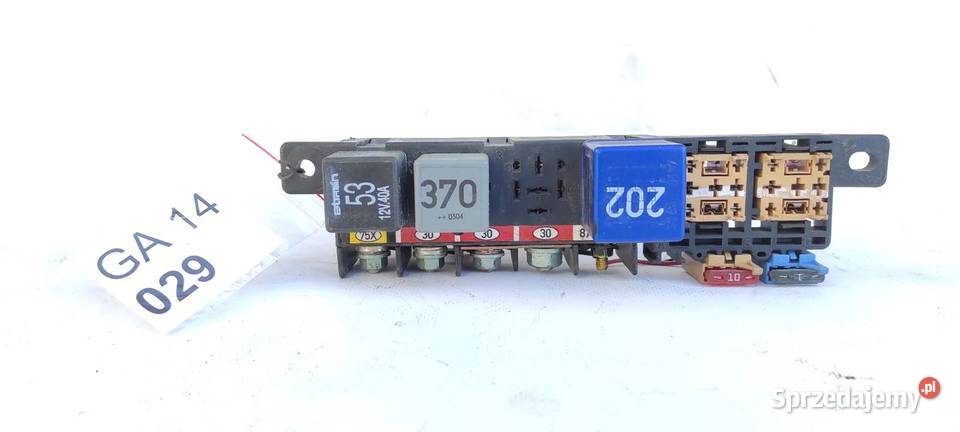 8L0 941 822 A BSI skrzynka bezpieczników GA14 Skrzynki bezpieczników świętokrzyskie Włoszczowa
