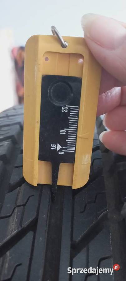 Opona letnia Michelin 15570 R13 70 sprzedam