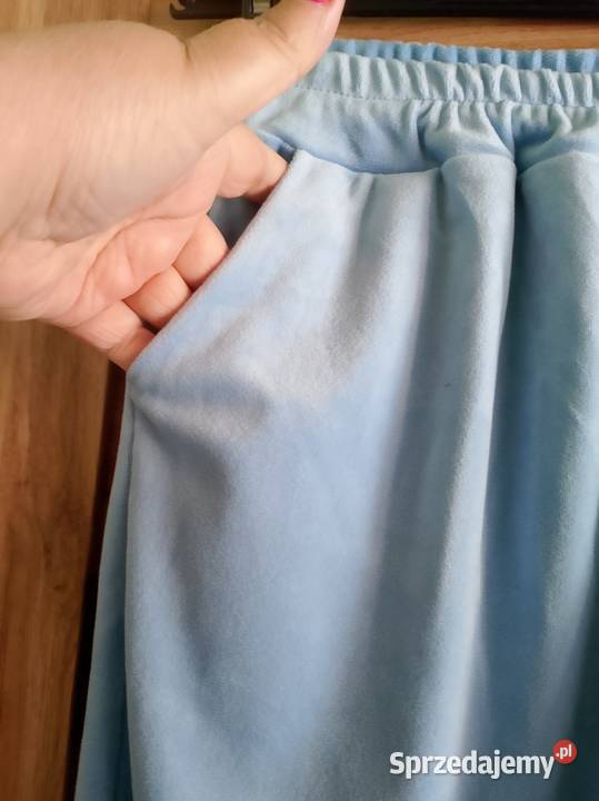 Nowy dres welurowy Rozmiar uniwersalny Kęty