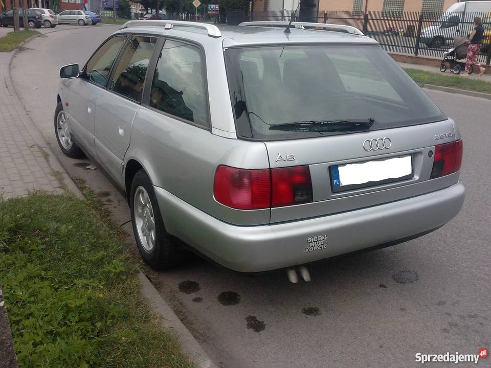 Audi A6 C4 25 TDi 115 Avant Ladna zamiana światła przeciwmgłowe sprzedam