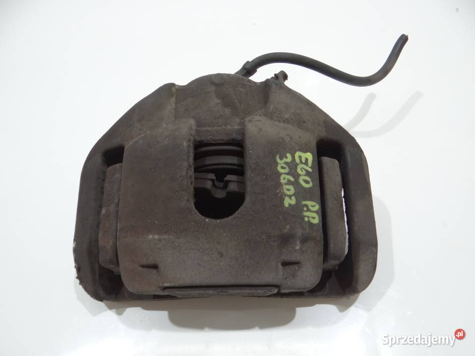 ZACISK HAMULCOWY PRAWY PRZÓD BMW E60 E61 306D2 Zaciski i jarzma Strzyżewice