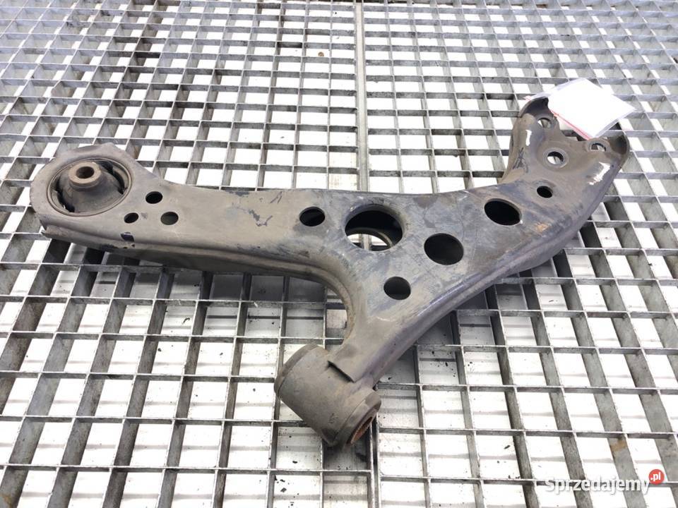 WAHACZ PRAWY PRZÓD TOYOTA COROLLA E21